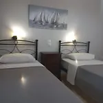 Dennis L Apartman